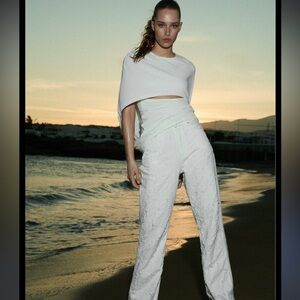 NWT Zara cut out cape top